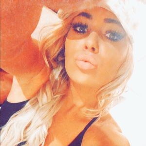 Meet your Posher, Alexa